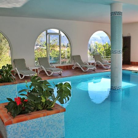 Aparthotel Englovacanze Riva del Garda Bagian luar foto