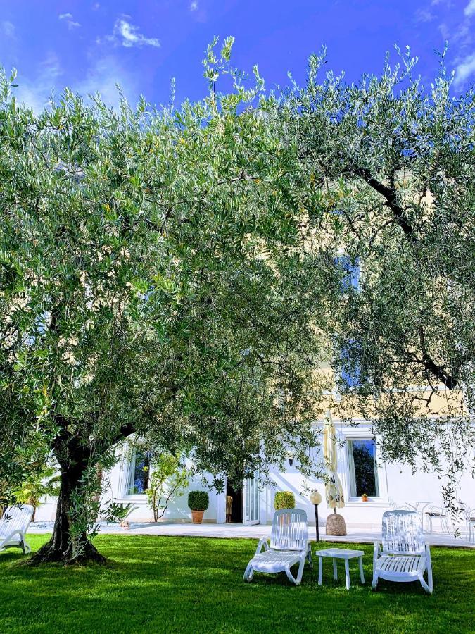 Aparthotel Englovacanze Riva del Garda Bagian luar foto
