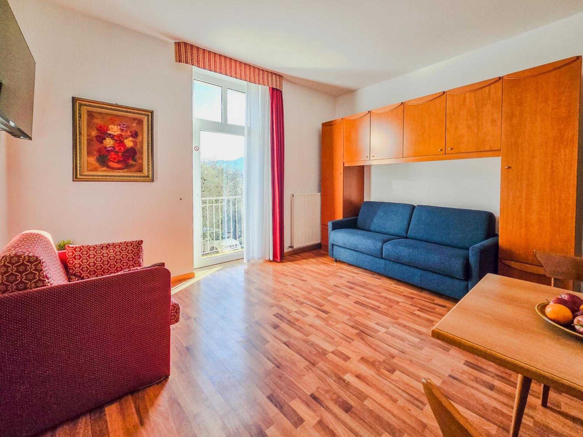 Aparthotel Englovacanze Riva del Garda Bagian luar foto